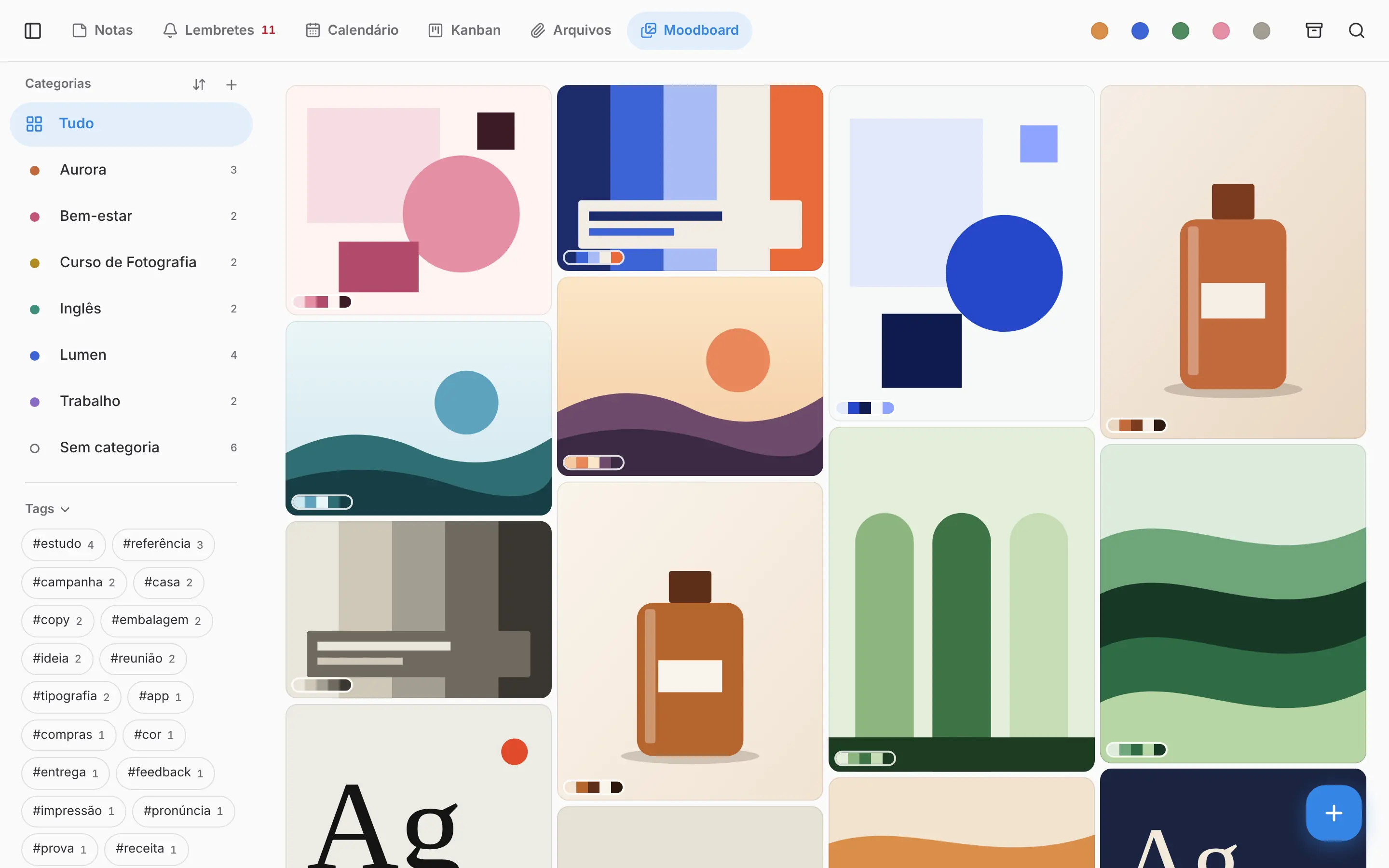 Moodboard com as imagens das notas em mosaico e a paleta de cores de cada uma